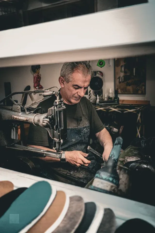 Cobbler shoe clinic — photo 1
